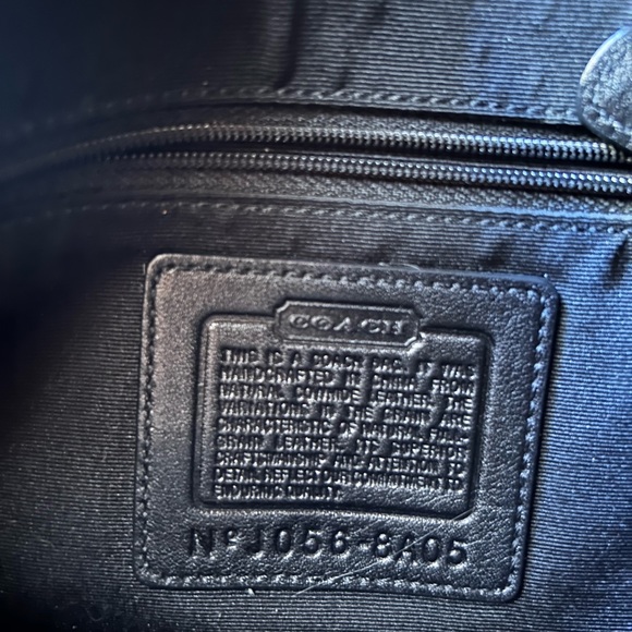 *COACH* Handbag - Picture 4 of 8